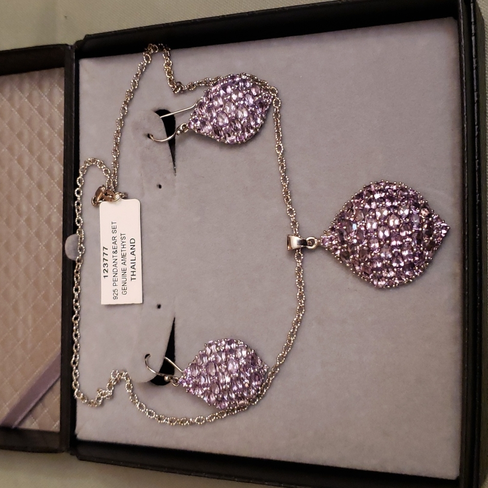 925 Pendant and Earing Set Genuine Amethyst